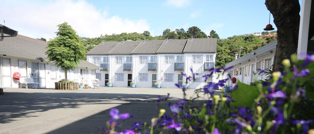 Midway Pacifica Lodge ロワー・ハット エクステリア 写真